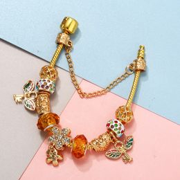 Gold Plated Luxury Bracelets Brand Designer Style Diy Crystal Plum Blossom Pendant Bracelet High Quality Love Gift Jewelry Women Charm Bracelet Wholesale