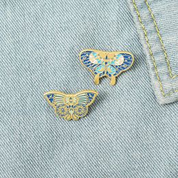 New Cartoon Fine Design Shaped Alloy Brooch Jewellery with Personalised Blue Butterfly Paint Badge