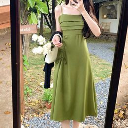 Camisole Tea Break French Green Dress for Women with Summer Design Sense Niche Slim Waist and Elegant Mid Length SkirtHKLE