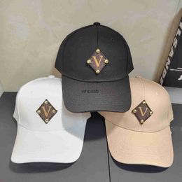 Brim Hats Designer baseball men women letter L embroidered casquette luxe fitted hats summer high 240229