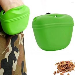 Dog Carrier 1PC Portable Training Dogs Bag Food Reward Waist Bags Obedience Outdoor Silicone Feed Storage Pocket Pets Snack Supplies