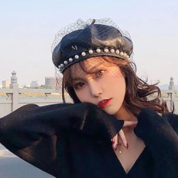 Berets Fashion PU Leather Beret Hat Retro Mesh Black Pearl Painter Net Red Same Octagonal