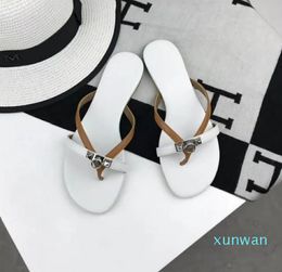 New Designers Rubber Bottom Sandals Women Slippers Fashion Leather Flip Flops Women Beach Casual Slipper 35-40