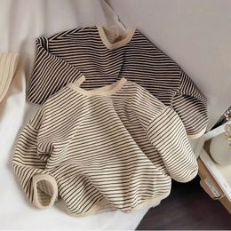Boys Sweaters Tees Spring Long Sleeve Korean Loose Striped Tops Childrens Tshirts Allmatch Bottoming Girl Shirts 240220