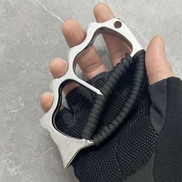 Design Outdoor Gear Easy To Use Affordable Solid 100% Punching Knuckleduster Self Defence Keychain Boxing Survival Tool Outdoor Fist Paperwe