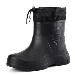 Winter Windproof Cotton Rain Boots Men Warm Light Ankle Rainboots Fashion Black Slip on Rain Shoes Men Waterproof Work Boot 240226