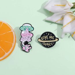 Cartoon Space Series Brooch Cute UFO Astronaut Planet Shaped Metal Badge Personalised Accessories