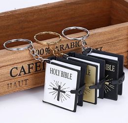 Cute Mini English HOLY BIBLE Keychains Religious Christian Cross Keyrings Women Bag Gift Souvenirs3005593
