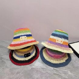 Bucket Hat In Raffia Desginer Flat Straw Hats Multicolor Patch Summer Caps for Women Beach Knitted Womens Baseball Cap Suit Bag Mens Accessories 57cm