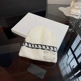 Channel Brand Fisherman Hat Knitted Letter Foreign Ladies and Men Elegant Men Beanie White Mink Hat9a7i