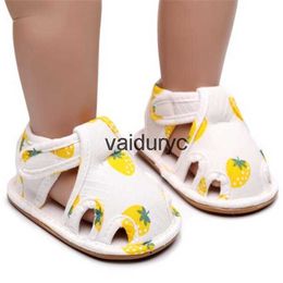 Första vandrare baby sandaler småbarn pojkar nyfödda flickor föregångare skor inomhus mjuk ensam spädbarn sommar barn sneakersh24229