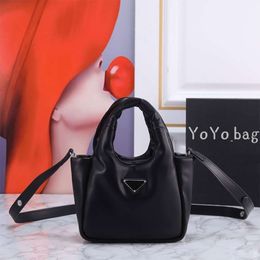 Luxury Handbag Designer Crossbody Bag Mini Tote Fashion leisure Black Wallet Soft Sheepskin Letter Single Shoulder Womens Dinner Party Clutch Purse 2024