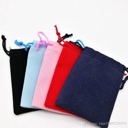 100 PCS 7x9cm Velvet Drawstring Jewelry Bag Christmas Wedding Gift Candy Black Blue Pink Red Whole Cotton Rope205r