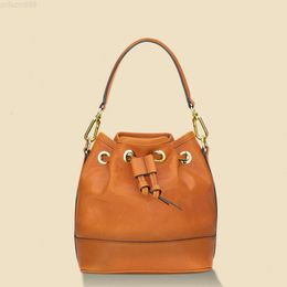 Light Luxury Retro Simple Commuting Large Capacity Soft Cowhide Cylinder Tanned Leather Bucket Bag Single Shoulder