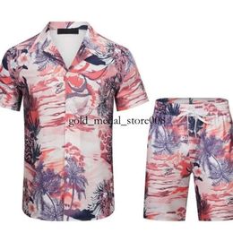 Men Shirts Designer T Shirt Set Print Hawaii Floral Casual Shirt and Short Loose Silk Shirt Tees Womens Mens Tshirt Sandy Beach Shorts Summer Shirt 815