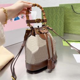 Designer Bags Handbags Women Bucket Bag Lady Handheld Bamboo Shoulder Bag Wallet Fashion Solid Color Designers Handbag Crossbody Purses 18