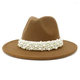 Berets Hat Fedoras Winter Women Hats Men Felt Pearl Luxury Fashion Casual Wedding Decorate Fedora Chapeau Femme Bonnet