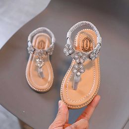 Sandals 1-7 Year Childrens Shoes Summer Girls Sandals Flower Crystal Flash Flip Shoes Baby Girls Princess Sandals J240228