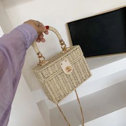 Factory wholesale ladies shoulder bags 3 Colours small fresh straw handbag summer beach holiday stereotypes woven mobile phone coin purse hard box chain bag 10891