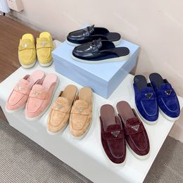 Slippers Loafers Slides Designer Women Men Suede mules Sandals Fashion metal triangle Moccasins Lazy slippers Scuffs Quality leather outdoor Casual Flats with box