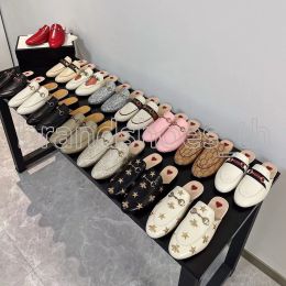 Designer Slippers Classic Women Flat Slipper Men Casual Shoes Cowhide Leather Sandals Metal Buckle Lady Mules Princeton Men Printed Trample Lazy Slides Loafers