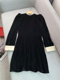 2024 Summer Black Contrast Colour Velour Beaded Dress Long Sleeve Round Neck Panelled Short Casual Dresses W4W303817