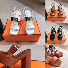 High Quality Classic h Metal Lock Waterproof Platform Chunky High Heel Sandals Extremely About The Retro Design Of Everything With Veal Leather Italian Cowhide