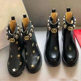 Kısa Bot Kadın Ayakkabı Tasarımcı Ayakkabı% 100 Cowhide Kemer Metal Kalın Topuklu Deri Ayakkabı Yüksek Topuklu Moda Elmas Lady Boot Büyük Boyut 35-41-42 US5-US11 Kutu