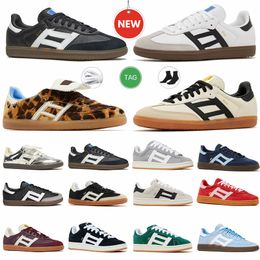 2024 Designer Casual Shoes Plate-Forme White Core Black Gum Leopard Silbergrau Navy Flat Herren Womens Walk Sport Sneakers Luxus Chaussure Sneakers