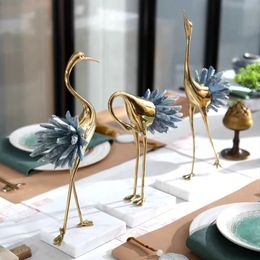 Artificial crystal swan ornaments light luxury modern minimalist study living room Nordic brass crane home decoration crafts 240529