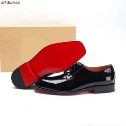 Red Bottomlies Luxury mens high-end leather shoes. Large size mens shoes made of imported open-edge beaded cowhide mens business dress shoes