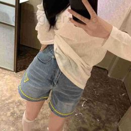 Women's Jeans Womens Jeans Designer Wave Pattern Triangular Label Women Denim Shorts 23 Summer Versatile Casual Spicy Pants Fashionable Design Sense Oe71kv95