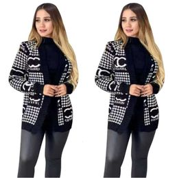 23cms neue Damenpullover Mode Mode Long Sleeve Cardigan Strickkleidung Frauen Markendesigner Hochqualität