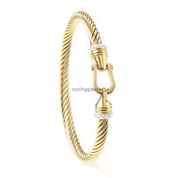 2024 Stainless steel cable c-shaped bracelet Womens room gold Fried Dough Twists mens Jewellery