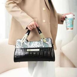 Evening Bags 2023 Patent Leather Snake Pattern Contrast Colour Handbag For Women Fashion Lady Messenger Large Capacity Totes Bag Gjhoc