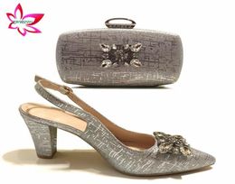 Dress Shoes High Quality 2021 Summer Design Italian Ladies Party Matching And Bag Set In Silver Colour Women Shoe6199368