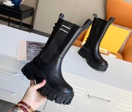 Sell Fall Winter Oreo MidLong Stretch Women Sneakers Outsoor Casual Brand Shoes Genuine Leather Warm Ladies Socks Shoes Boots2512130