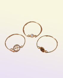 New Design Crystal Metal Hollow Flower Bangles for Women Fashion Jewellery 2021 Pearl Pendant Bracelets Egypt Enamel Bangle Bijoux 35043274