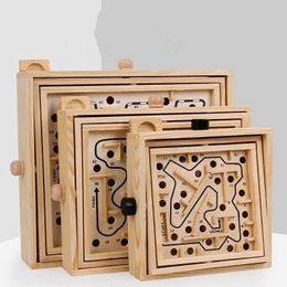 3D Puzzles Wooden Maze Chessboard Game Childrens Ball Sports 3D Maze Puzzle Handmade Toys Childrens Table Balance Education Chessboard Game G240529