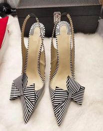 Scarpe da donna della moda a strisce con fiocchi di fiocco punta di talloni a spillo tacchi alti tacchi da donna pompe sandali sposa scarpe da sposa6008305