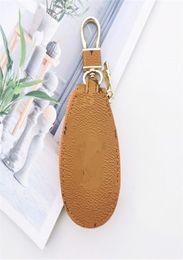 Fashion Key Buckle Bag Car Keychain Handmade Leather Keychains Man Woman Purse Bag Pendant Accessories for womens and mens8766889