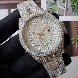Luxury Fashion Mens Diamond Watch Rose Gold Calendar Gold Bracelet Folding Clasp Master Designer Men Watches 256V