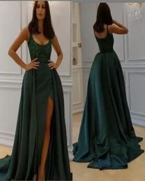 2019 Dark Green Scoop Neck Evening Dresses Sequins Lace Sexy Side Split Overskirts Formal Occasion Party Prom Dresses Dubai Arabic3306650