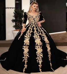 Black Velvet Formal Evening Dresses Plus Size 2021 Vneck Half Sleeve Sparkly Gold Lace Applique Kaftan Caftan Arabic Prom Gowns9411734