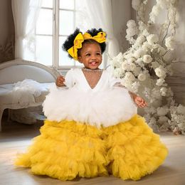 2024 Mixed Colour Little Girls Birthday Dress Flower Girl Dresses Communion Gowns Rhinestones Decorated Illusion Tiered Tulle Queen Ball Gowns for Marriage F139