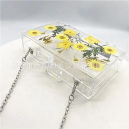 Evening Bag Custom Processing Design Real Flowers Dried Flowers Acrylic Transparent Box Embossed Bag Small Daisy Female Party Bag