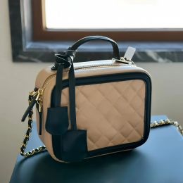 Women designer bag handbag Makeup Bag Vanity Box Caviar Leather Gold Hardware shoulder crossbody bags fashion mini sling cosmetic bag case Quilted purse tote bag 20c