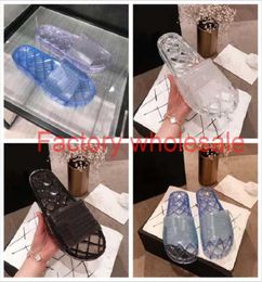 2021 Venda bem Moda Menina Mulheres Sandálias Transparentes Sandálias Slides Summer Sandals Sexy Sapatos Flats Sapatos Ladies Beach Sapatos por S6907127