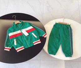 Baby Clothing Sets Kids Boy Two Piece Outfits Fashion Letters Tracksuit Zipper Jacket Coat Tops Casual Pants Sportswear Toddler Se9294014