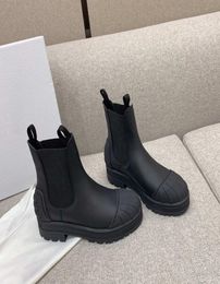 Top quality Runway style IRON Ankle Chelsea boots Black leather women luxury designer shoes chunky block low heel slip-on martin booties factory Footwear9590260